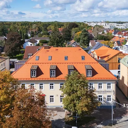 Kalm - A Design מלון דירות 4*