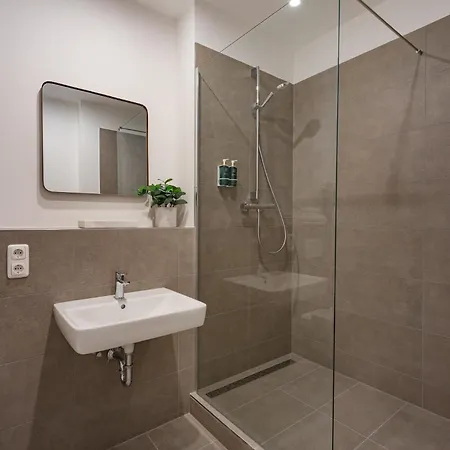 Kalm - A Design 4* Munique