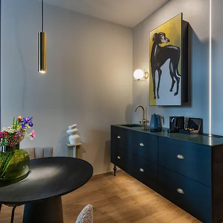 Kalm - A Design Apart-hotel Munique