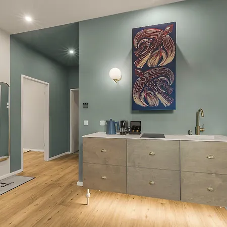 Kalm - A Design Apart-hotel