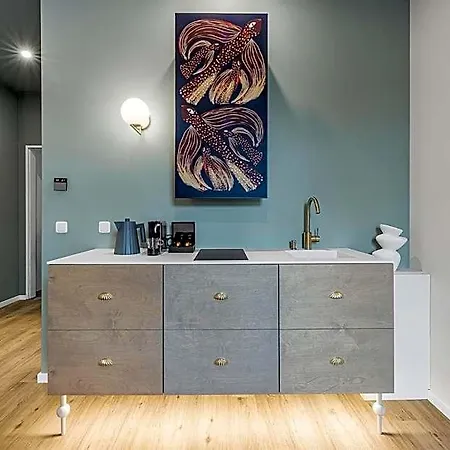 Kalm - A Design 4*