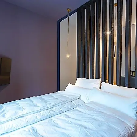 Kalm - A Design 4* Μόναχο