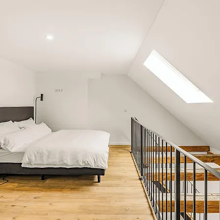 Kalm - A Design Apart-hotel Munique