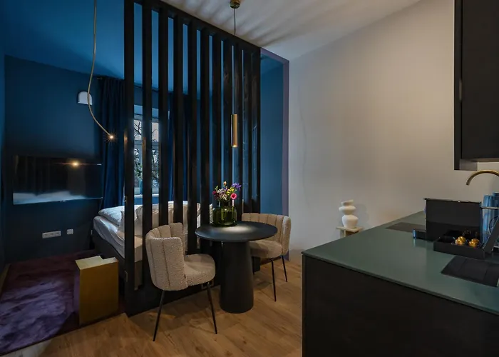 Kalm - A Design Aparthotel