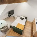 Lägenhetshotell Kalm - A Design