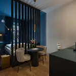 Kalm - A Design Lägenhetshotell
