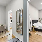Lägenhetshotell Kalm - A Design 4*