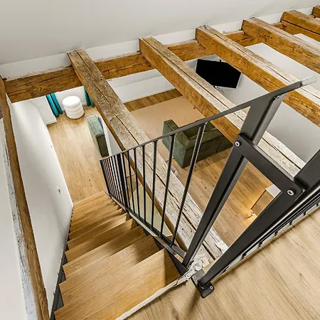 Kalm - A Design 4*